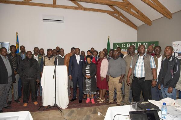 Minister with conservancy chairpersons and managers 